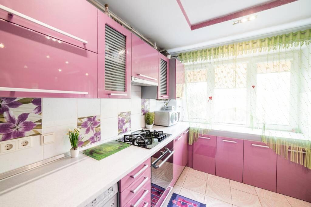 Дизайнерська Квартира У Центрі Міста Ujhorod Exterior foto